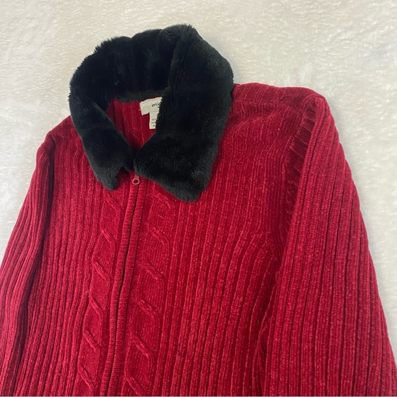 DESIGNERS ORIGINALS STUDIO Red Cardigan Sweater w/Faux Fur Collar Women's 1X - Picture 2 of 10